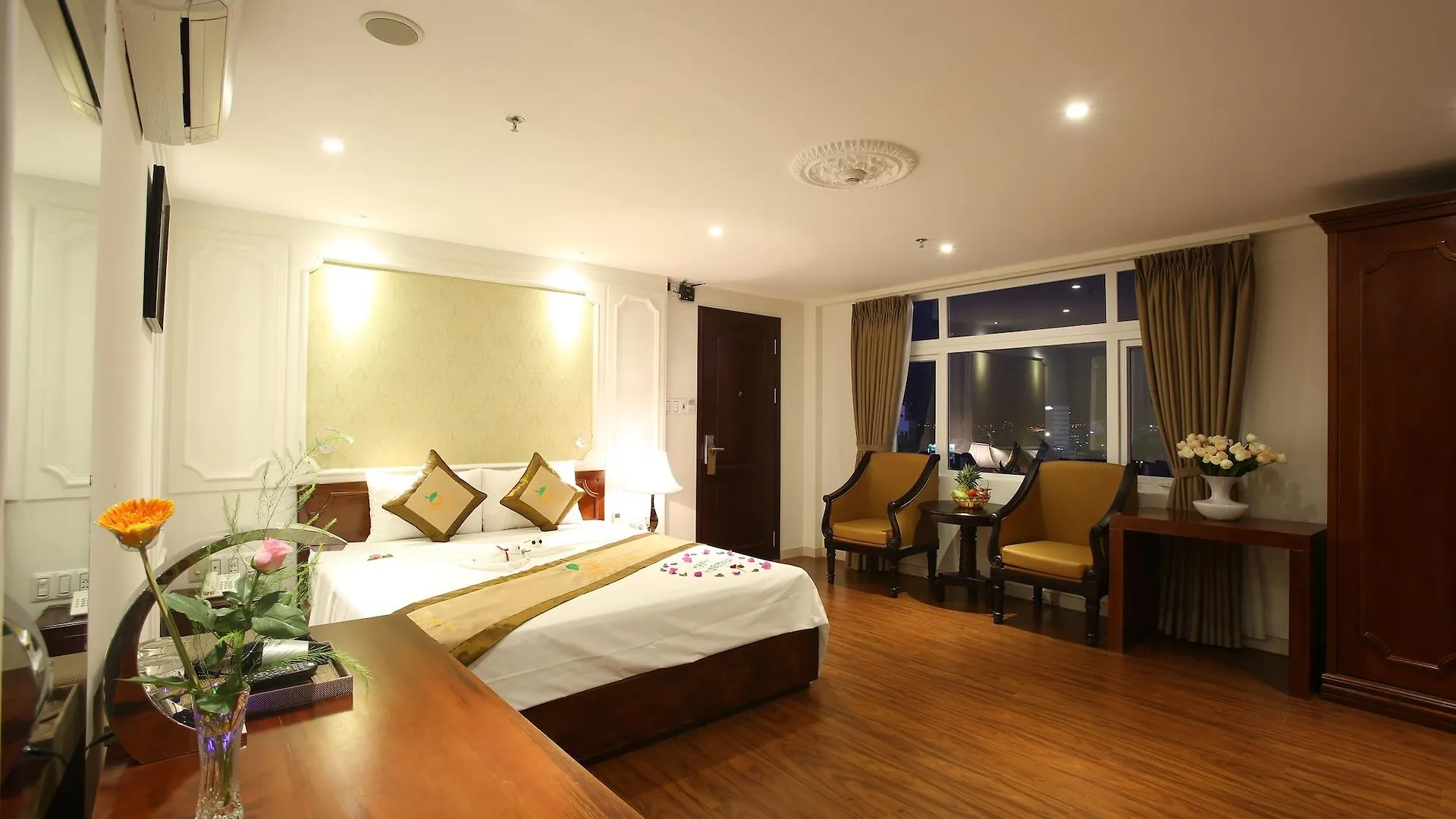 Orange Hotel Da Nang 3*,