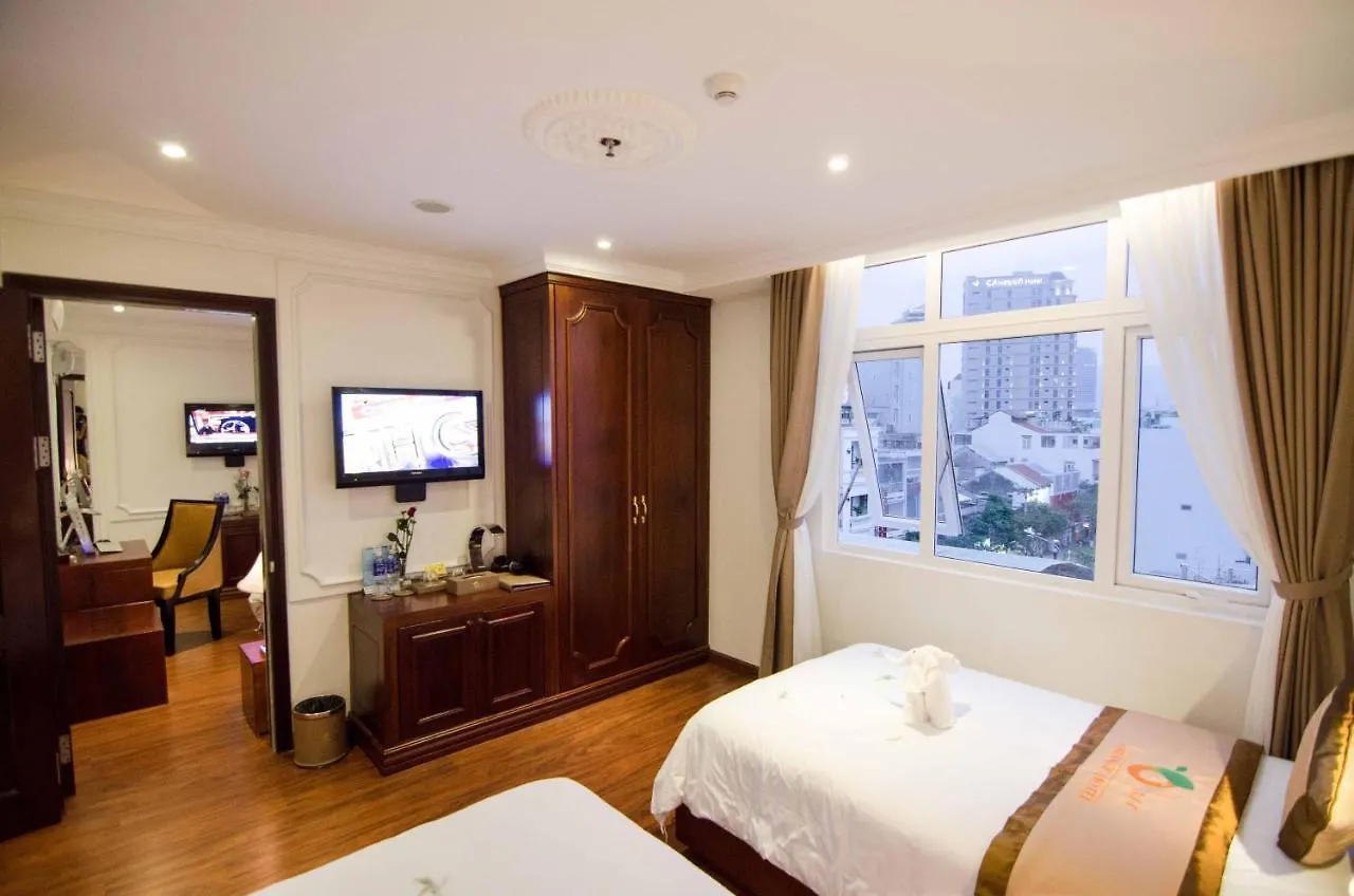 Orange Hotel Da Nang 3*,